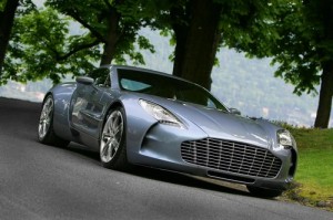 Záhadný kupec objednal 10 kusů Aston Martin One-77